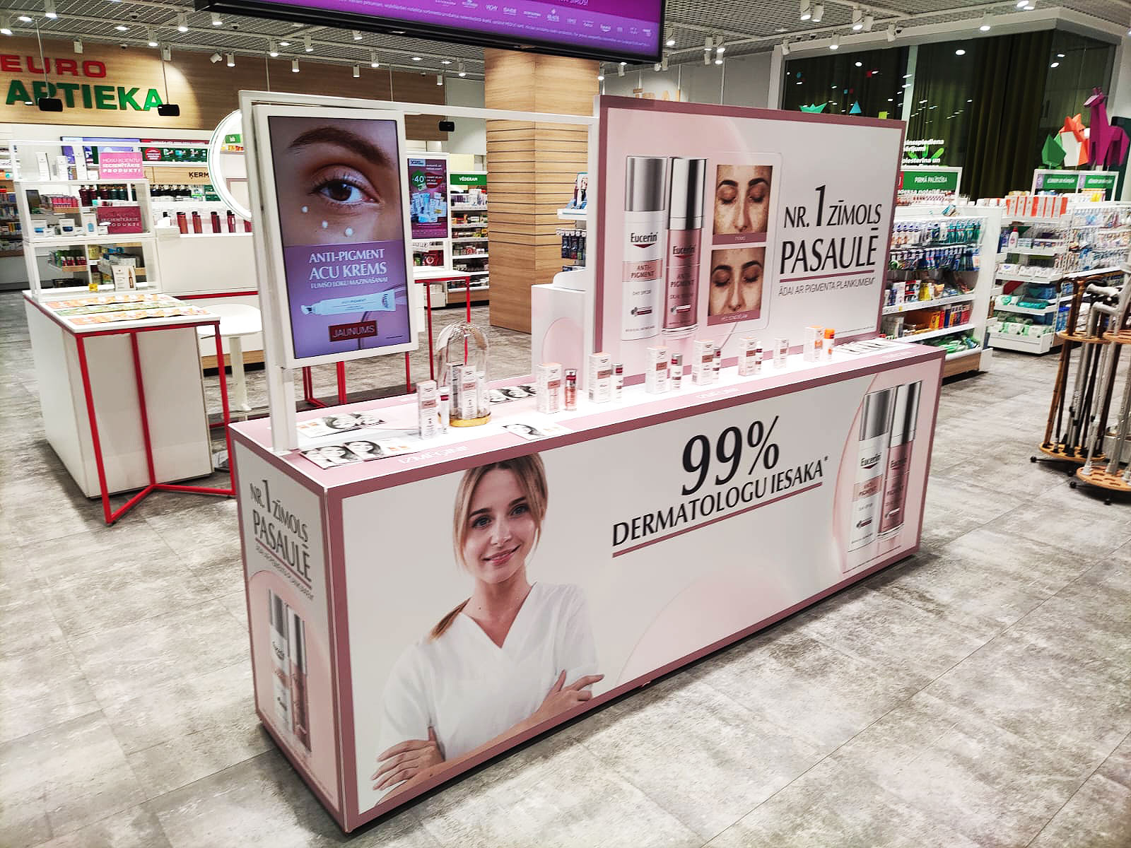 Standing Promo Display PMTM